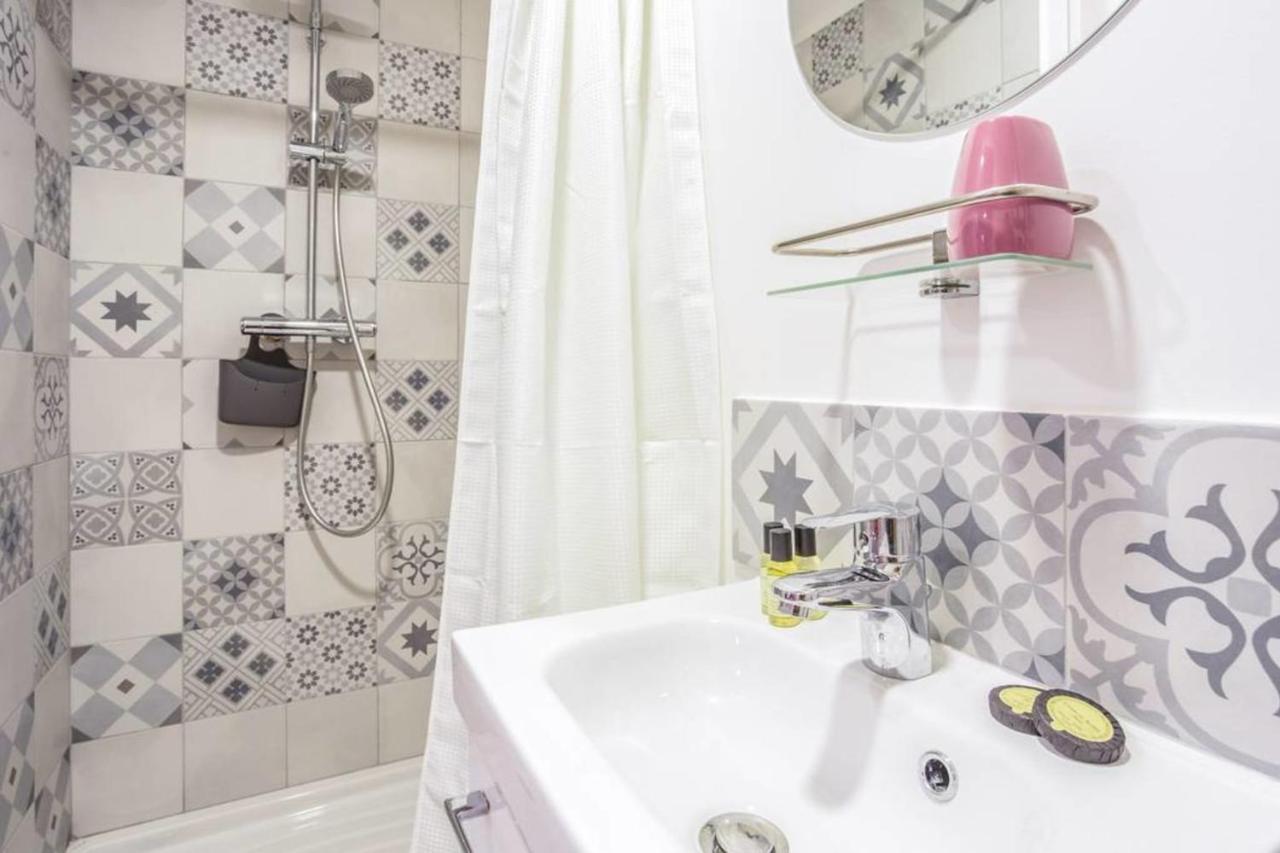 Apartamento Charming Little Next In Vieux-Lyon By Guestready Exterior foto
